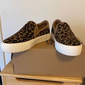 Ugg Women’s Exotic Leopard Print Sneaker - Amphora